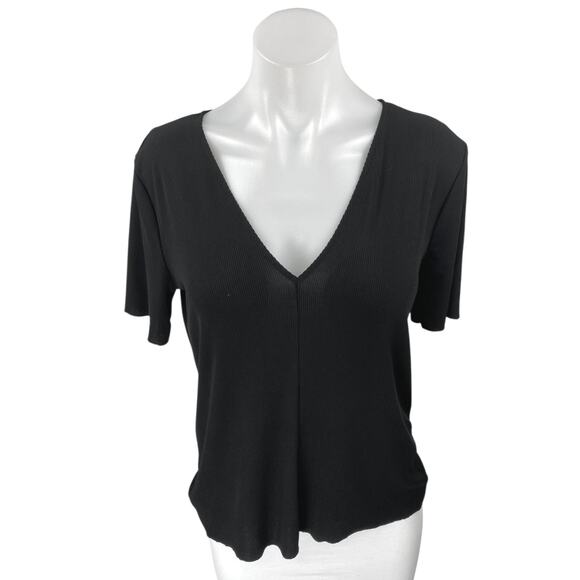 Zara Women's Black Short Sleeve Deep V Neck Ribbed Knit T Shirt Tee Top Size M - Picture 1 of 3